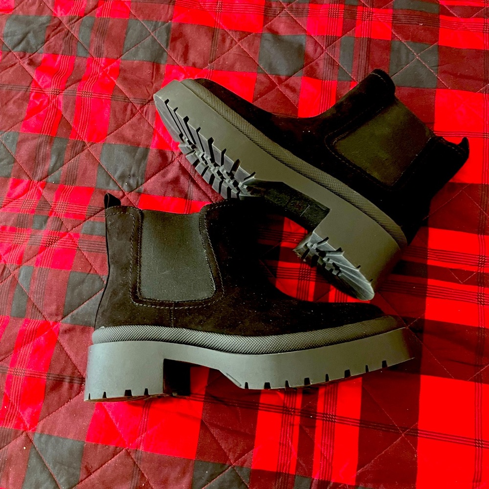 Luoika 8.5 Extra Wide New